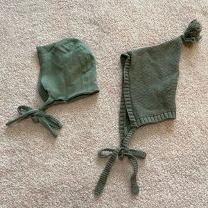 Bundle baby hats